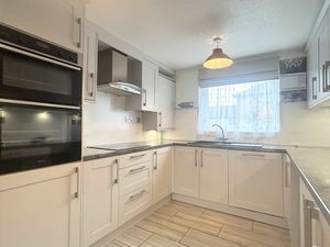 Photo 5- click for photo gallery